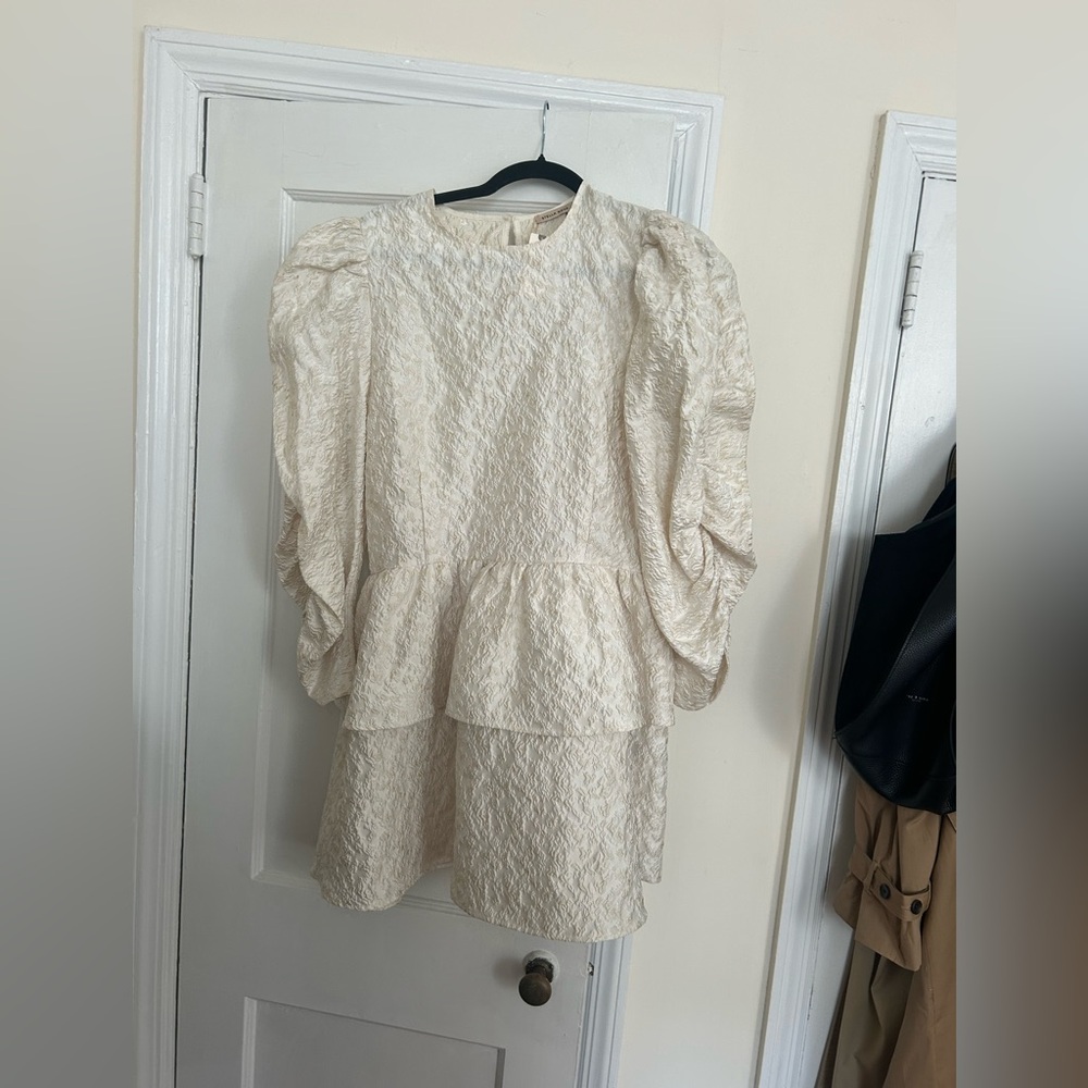 Elegant Cream Women's Top